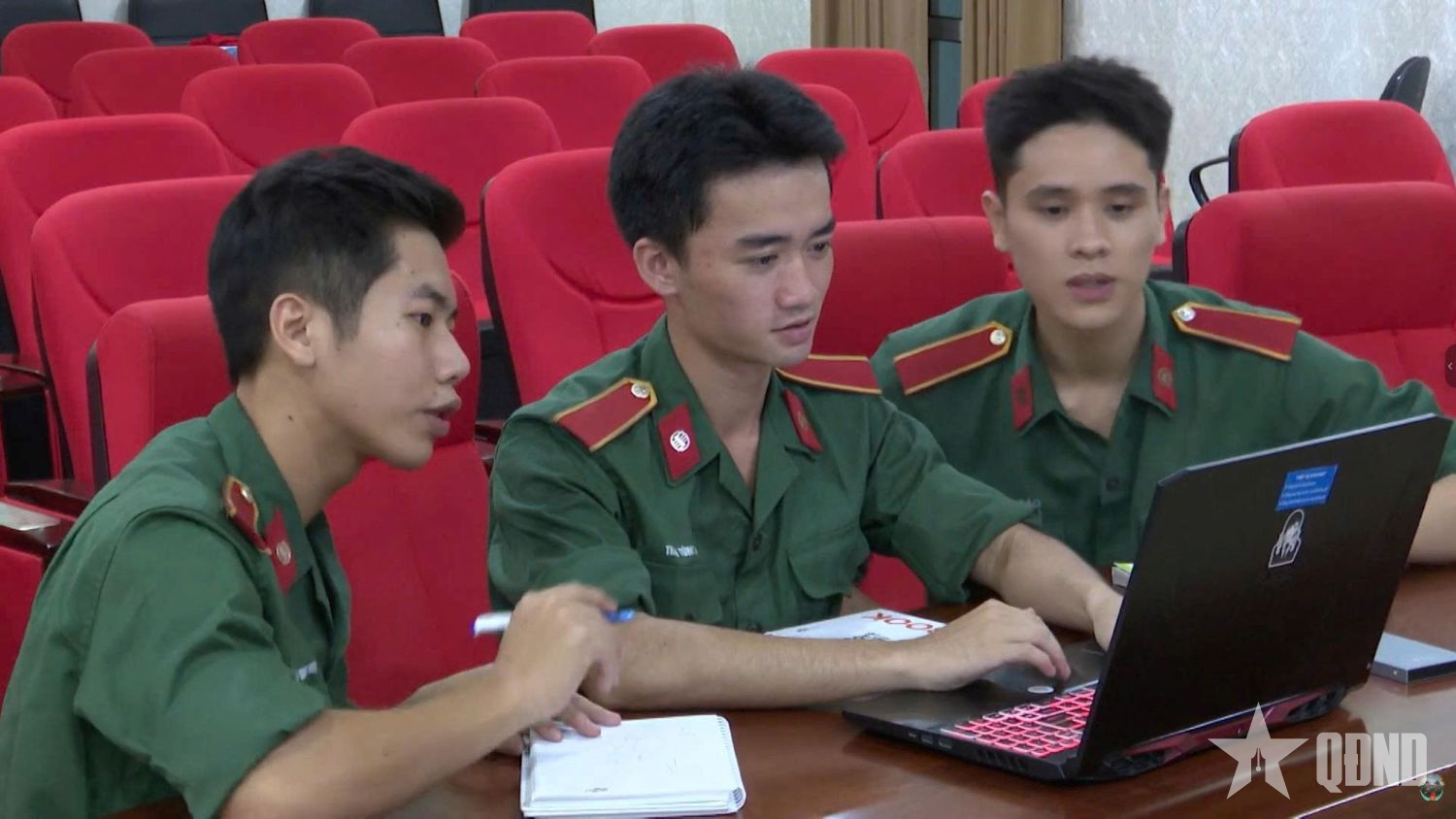 Gương mặt trẻ triển vọng toàn quân”: Trần Tùng Linh - “Cây sáng kiến” trên không gian mạng